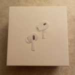 (Lightning) AirPods Pro Gen 2 (READ DESCRIPTION)