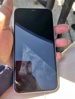 iPhone XR (white)