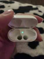 Apple Airpods 2nd Gen Charging Case W/ Cover