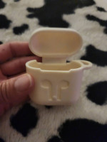 Apple Airpods 2nd Gen Charging Case W/ Cover