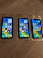 Unlocked Apple iPhone 11 (Mixed Colors) 64GB - Great Condition