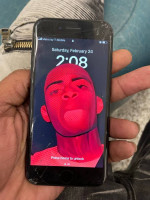 IPHONE SE   UNLOCKED