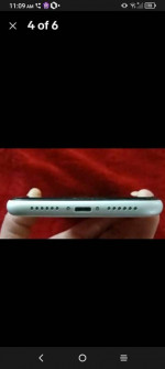 IPHONE XR (White) 64GB Unlocked