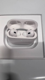 Apple AirPods Pro - 1st Gen