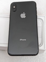 iPhone XS *MINT*