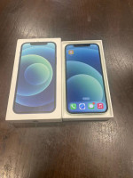 Unlocked iPhone 12 64 GB- Green