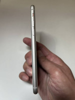 Unlock version iPhone 8 (128GB)