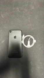 Apple iPhone 7 32 GB Unlocked