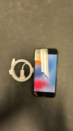 Apple iPhone 7 32 GB Unlocked