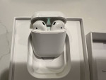 New 2nd gen Apple AirPods--> authentic