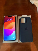 Apple iPhone 15 Pro Max - 512GB - Titanium Black