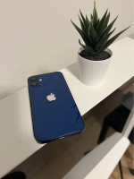 Iphone 12 mini. Like New. Unlocked