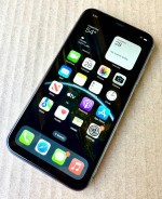 Apple iPhone 11 (64 GB) Black with Charger - T-Mobile
