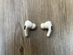Apple AirPods Pro (1st Gen) Right Left AirPods