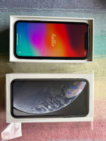 Apple iPhone XR - 128 GB - Black (Unlocked; Dual SIM; 6.1 inch screen)