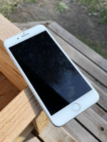64g IPhone 8 plus lightly used