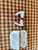 Apple AirPods Pro