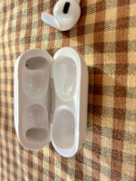 Apple AirPods Pro
