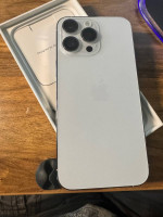 Near-Mint iPhone 14 Pro Max 256gb unlocked - $800