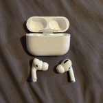 Apple Airpods Pro Earbuds