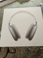 AirPods max