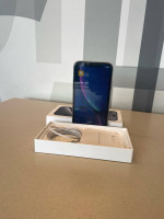Unlocked iPhone XR 64 GB- Blue