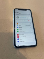 Unlocked iPhone XR 64 GB- Blue
