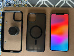 Apple iPhone 11 Pro Max, 256GB & extras