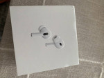 AirPods Pro (2nd generation) with MagSafe Charging Case (USB‑C)
