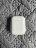 Apple AirPods Gen 1