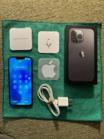 iPhone 13 Pro 256 GB Unlocked Like New