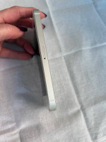 iPhone SE 32 GB 1st generation Unlocked Silver