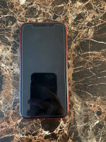 iPhone 11 64gb cricket mobile