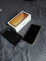Apple IPhone XR 64gb (Yellow, Verizon)