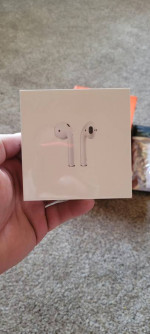 New Apple AirPods