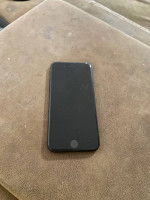 iPhone SE