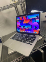 Apple Newer Style MacBook Pro w/13.3” w/(RETINA) 👁️ Display, Excellent Fo