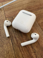Apple AirPods - (2nd generation)