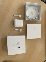 Apple AirPods 2nd Generation With Charging Case