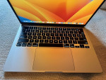 MacBook Air M2 13.6” Starlight 256GB SSD 8GB RAM - Still Under Warrant
