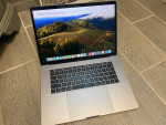 MacBook Pro 15 inch 2018