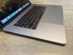 MacBook Pro 15 inch 2018