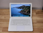 Apple MacBook (13.3" Display)