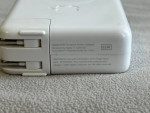 Apple MacBook Portable Power Adapter A1021 Adapter 65 Watt