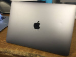 Apple MacBook Pro 13" 2019 Quad Core i7 16gb 256gb SSD
