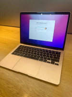 2021 Macbook Air 13in 500gb Rose gold