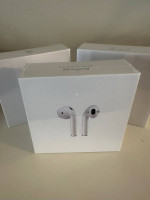 Apple Airpods 2nd Gen ! New in the selaed Box