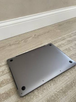 2019 Macbook Pro with i7 & 512gb