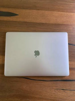 15” Macbook Pro 2019 Touchbar (i9 16gb 512gb)