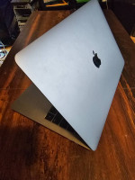 MacBook Pro A1706